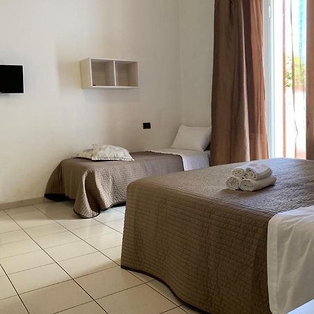 Greenriver Hotel Ponsacco Buitenkant foto